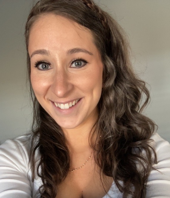 Stephanie Meter headshot